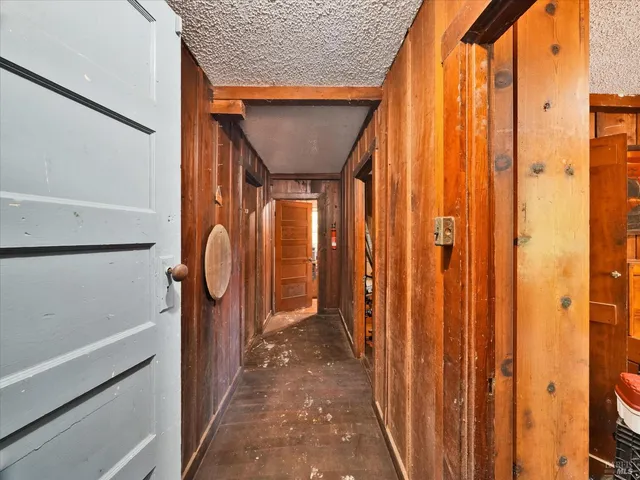 $299,000 | 17850 Santa Rosa Avenue, Guerneville, CA 95446