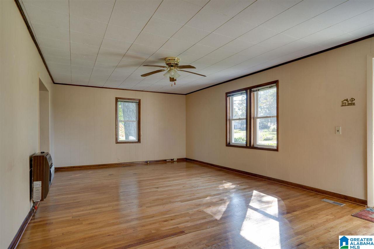 1697 Robin Hill Road Oneonta, AL 35121 - Photo 5 of 50