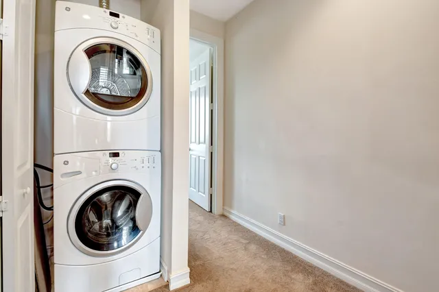 $4,500 | 122 Southwest 1st Avenue, Delray Beach, FL 33444