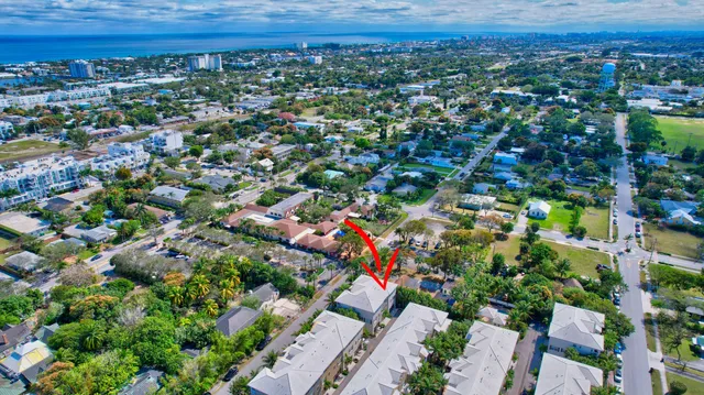 $4,500 | 122 Southwest 1st Avenue, Delray Beach, FL 33444