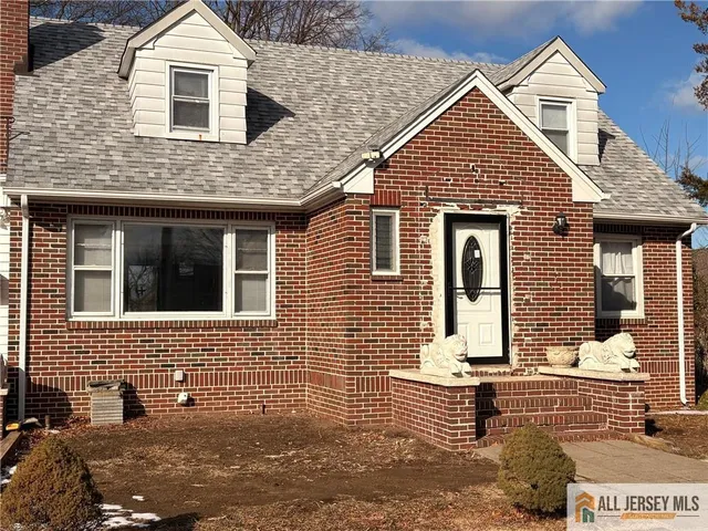 $2,800 | 18 Fountain Street, Unit B, East Brunswick, NJ 08816