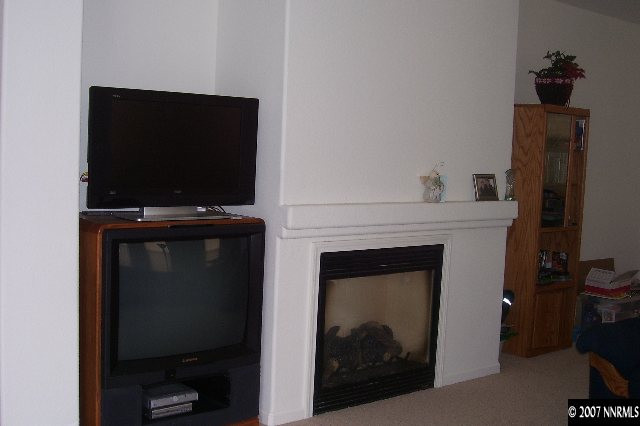 11075 Skylight Court Reno, NV 89506 - Photo 3 of 9 Photo 3