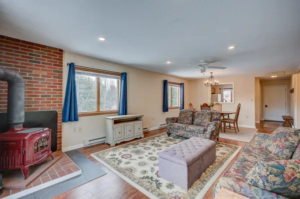 $370,000 | 136 Northbrook Circle, Unit 96, North Conway, NH 03860