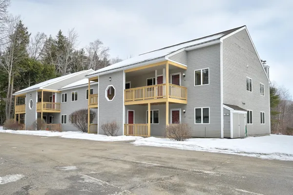 $370,000 | 136 Northbrook Circle, Unit 96, North Conway, NH 03860