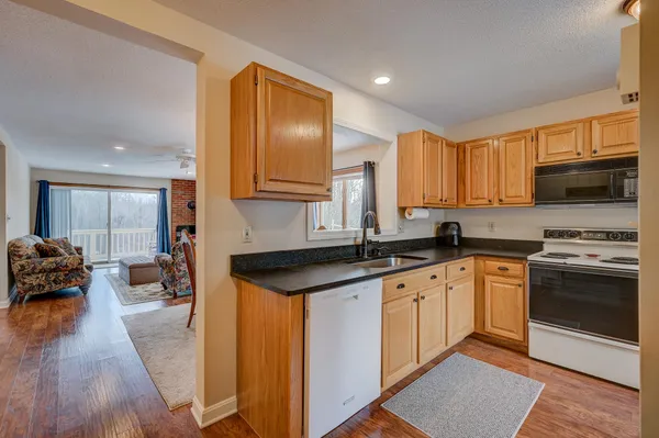 $370,000 | 136 Northbrook Circle, Unit 96, North Conway, NH 03860