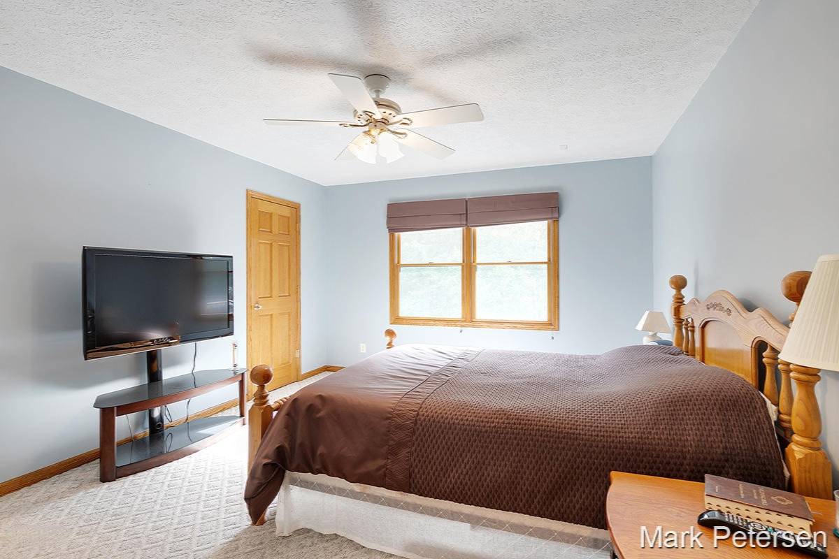 3089 South Lake Road Sidney, MI 48885 - Photo 17 of 34 IMG_1016