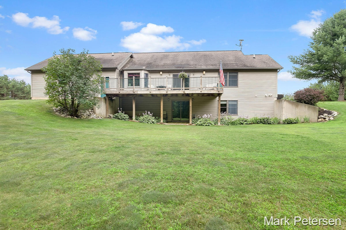 3089 South Lake Road Sidney, MI 48885 - Photo 29 of 34 IMG_1028