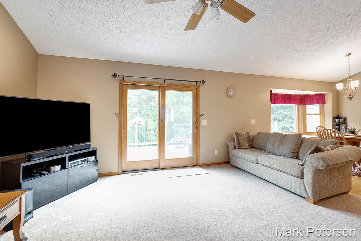 3089 South Lake Road Sidney, MI 48885 - Photo 8 of 34 IMG_1007
