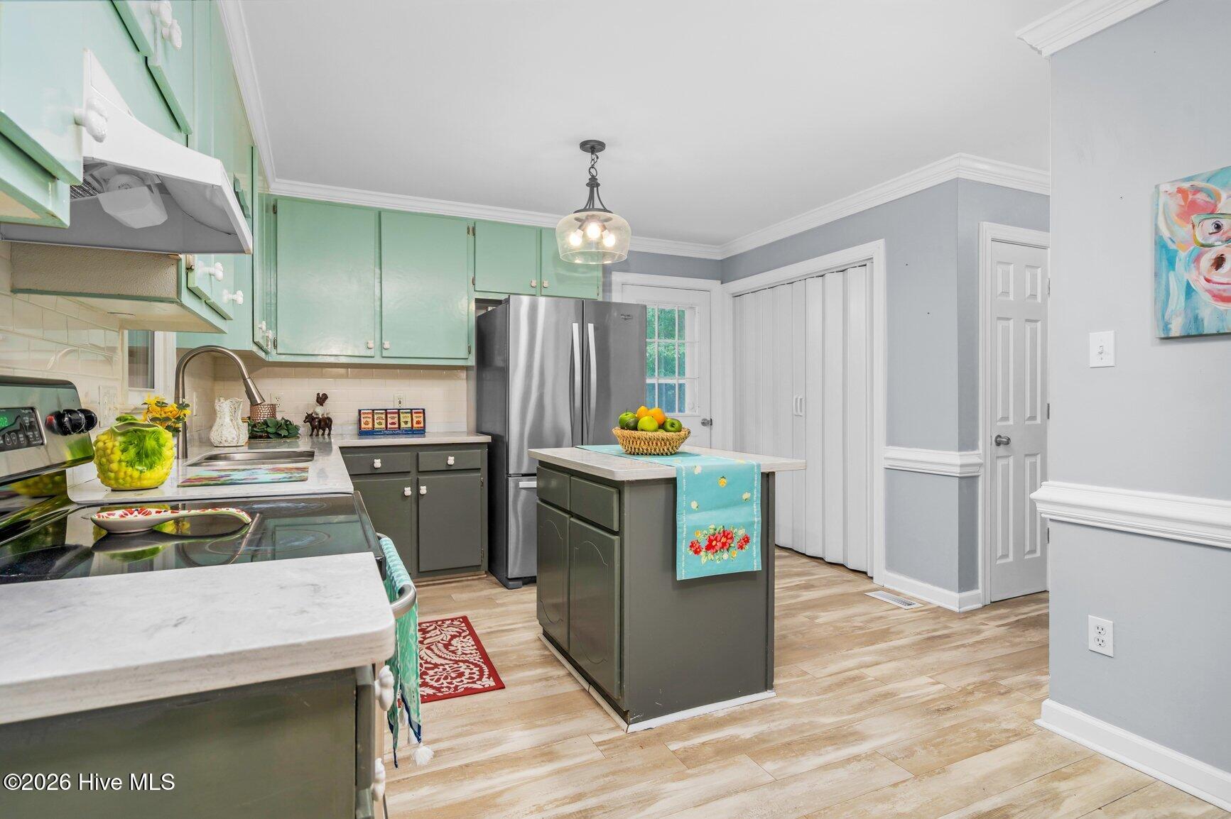 1732 Acorn Ridge Road Rocky Mount, NC 27804 - Photo 8 of 32 Kitchen has 2 Exit Doors