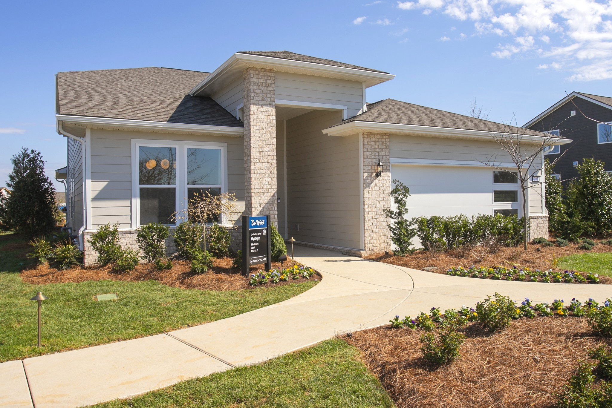545 Scarlet Oak Road Lebanon, TN 37090 - Photo 36 of 36 a front view of a house with garden