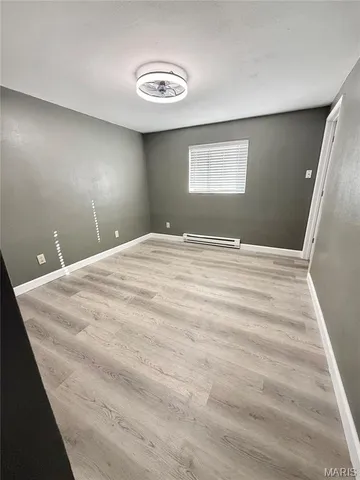 $800 | 5712 Pontiac Drive, Unit 2, Fairview Heights, IL 62208