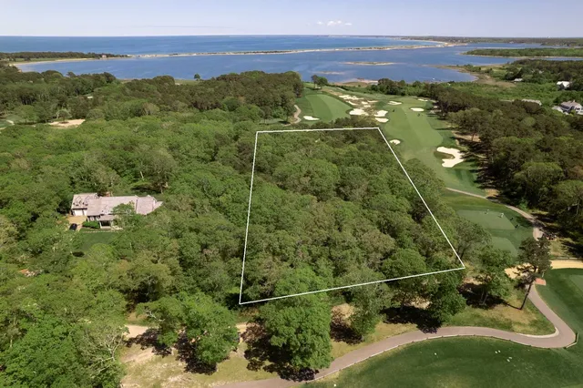 $5,100,000 | 7 Overview Lane, Oak Bluffs, MA 02557