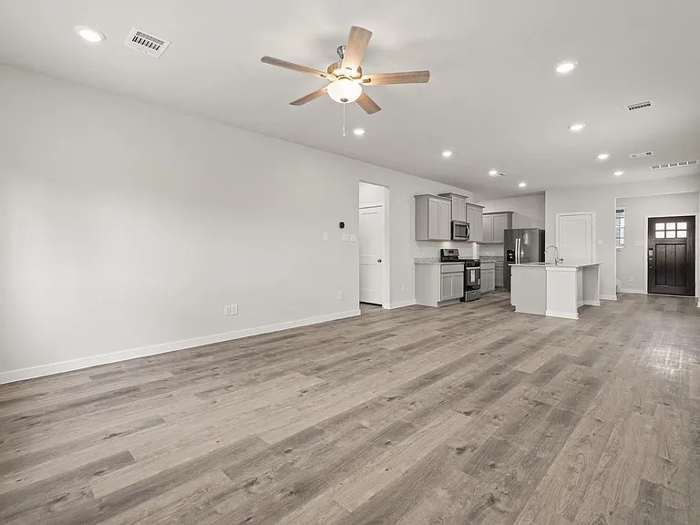 17115 King Eider Road Waller, TX 77484 - Photo 3 of 19