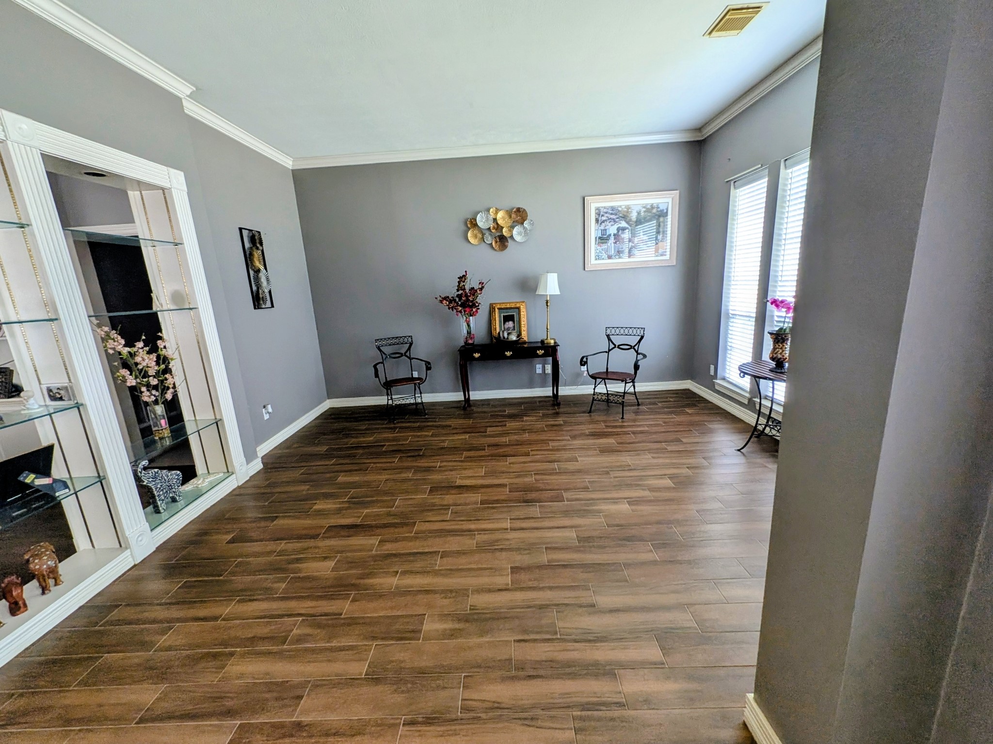 13107 Walnut Lake Road Houston, TX 77065 - Photo 9 of 21 a view of a living room
