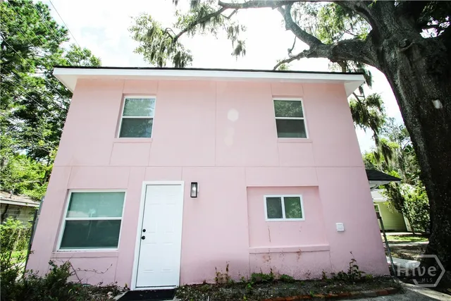 $1,200 | 1904 East 51st Street, Unit A, Savannah, GA 31404