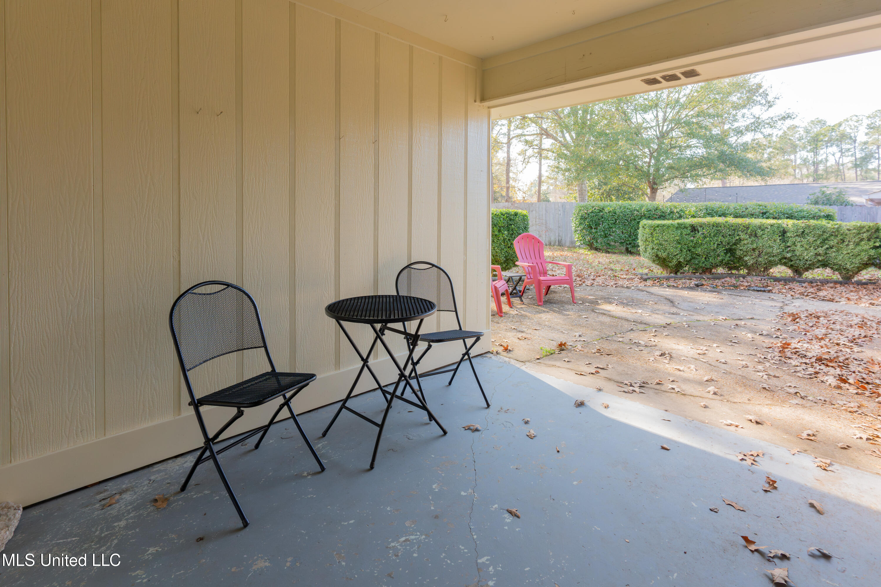 1417 Huntcliff Way Clinton, MS 39056 - Photo 42 of 56 42-Back