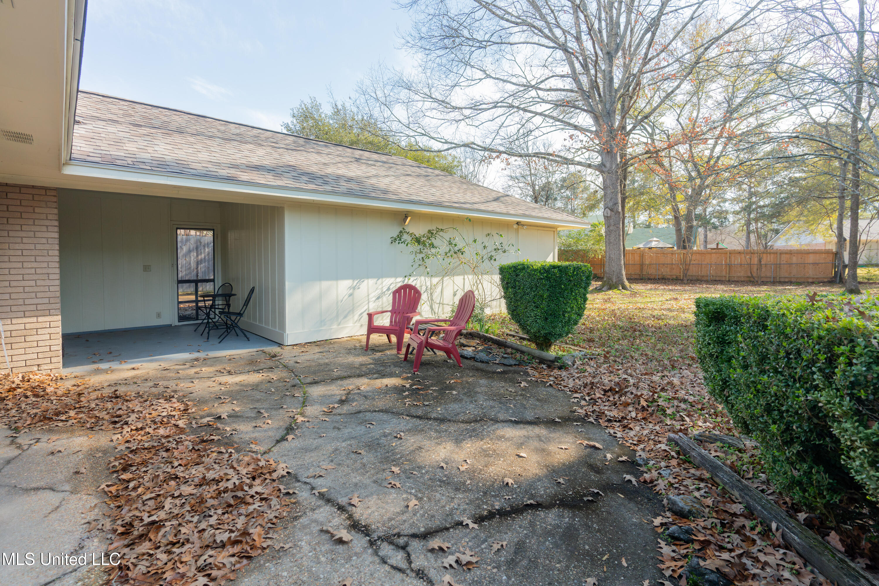 1417 Huntcliff Way Clinton, MS 39056 - Photo 45 of 56 45-Back