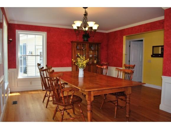 120 Wallace Road Bedford, NH 03110 - Photo 14 of 34