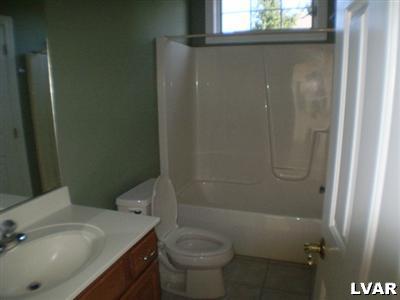 860 Benner Road Allentown, PA 18104 - Photo 14 of 29 Gallery Image 14