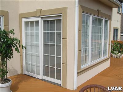860 Benner Road Allentown, PA 18104 - Photo 3 of 29 private sunroom