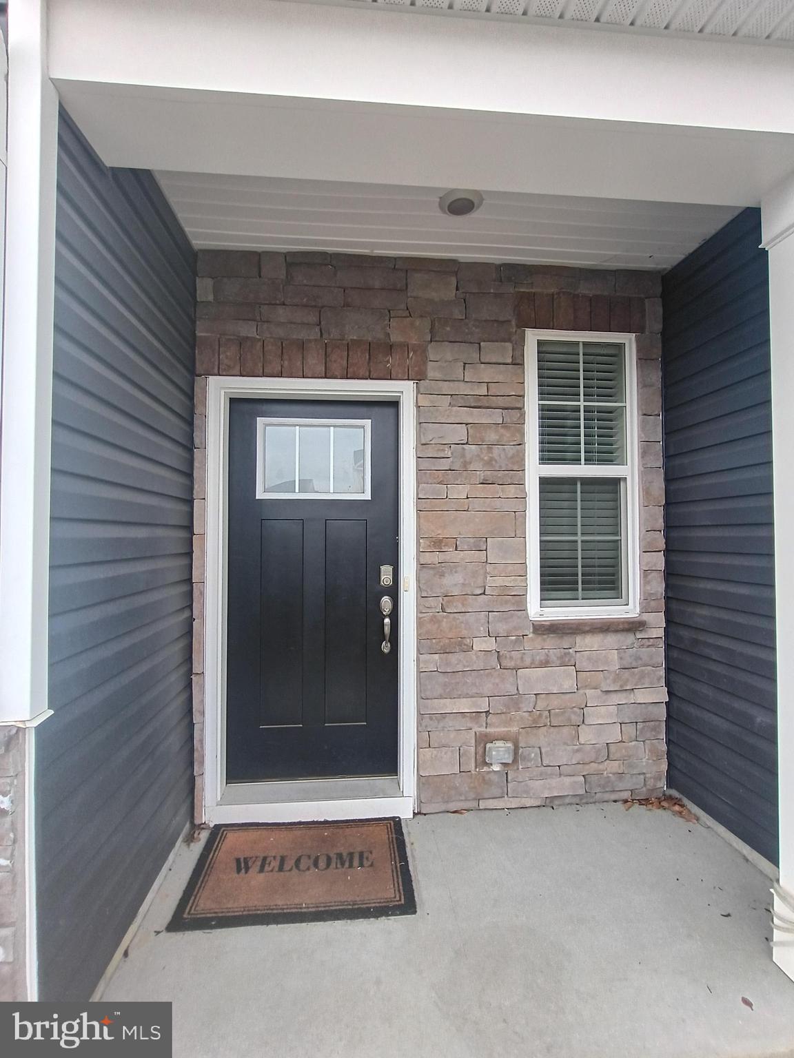 25 Elliot Lane Westampton, NJ 08060 - Photo 2 of 14 a front view of a house with a yard