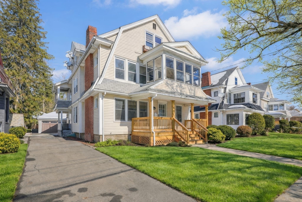 854-856 Sumner Avenue Springfield, MA 01108 - Photo 1 of 40 Gallery Image 1