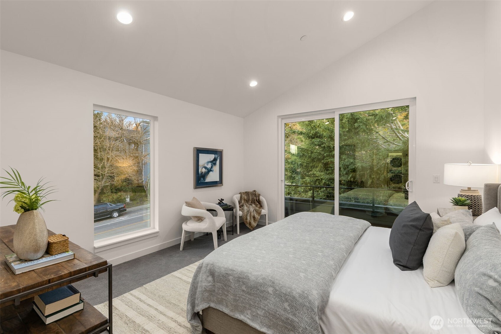 12705 Northeast 144th Street, Unit F Kirkland, WA 98034 - Photo 16 of 29