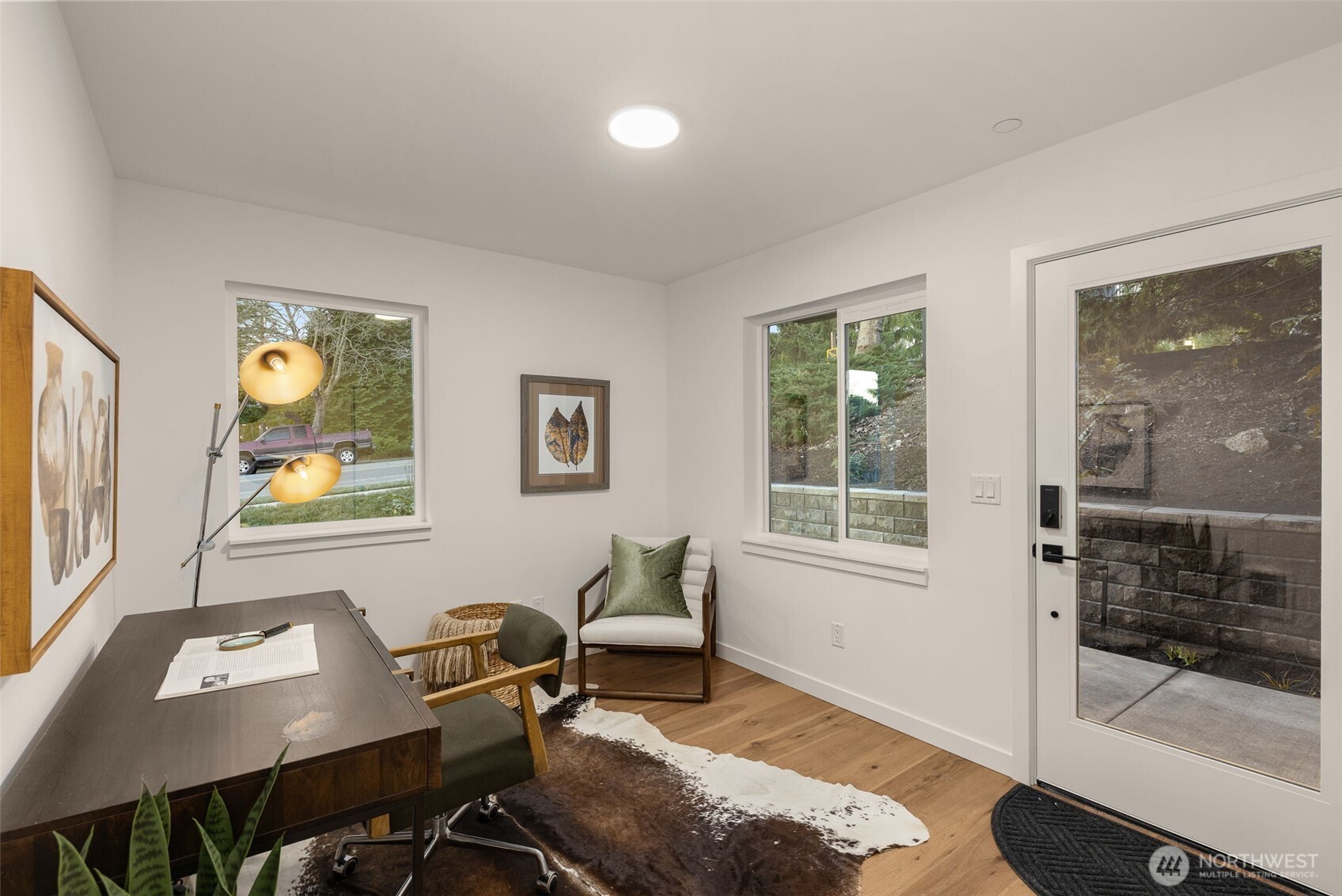 12705 Northeast 144th Street, Unit F Kirkland, WA 98034 - Photo 3 of 29