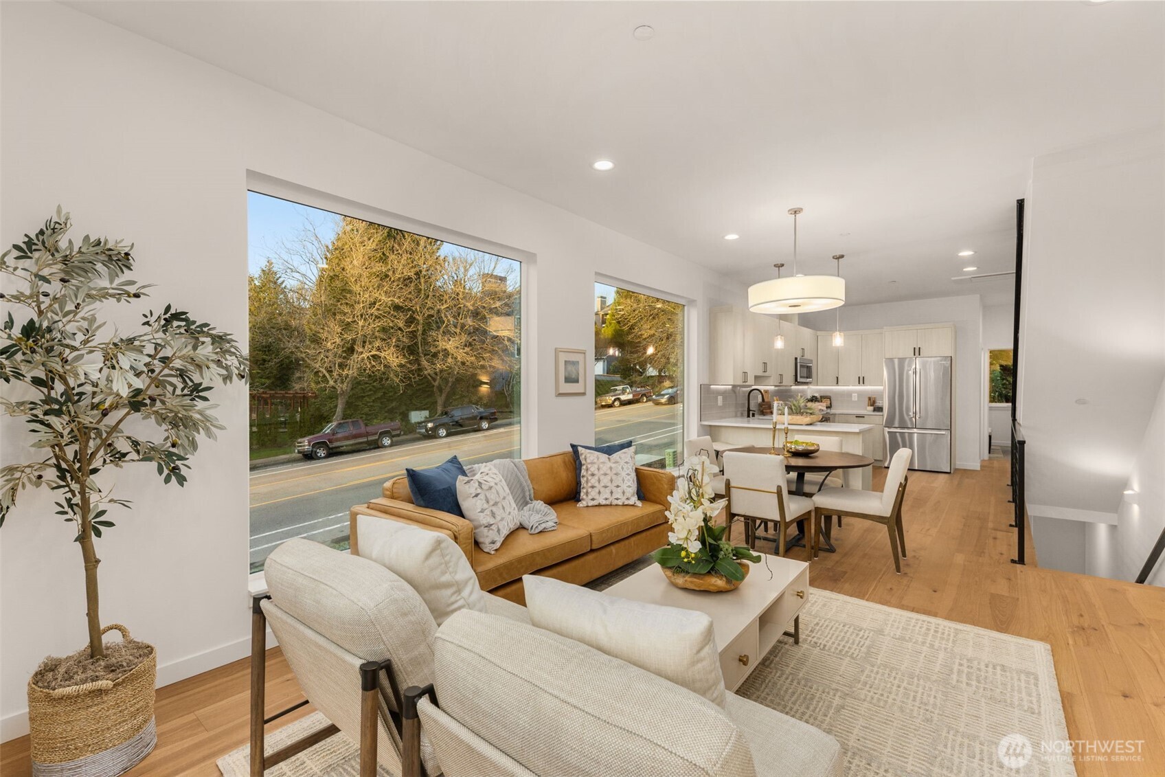 12705 Northeast 144th Street, Unit F Kirkland, WA 98034 - Photo 7 of 29