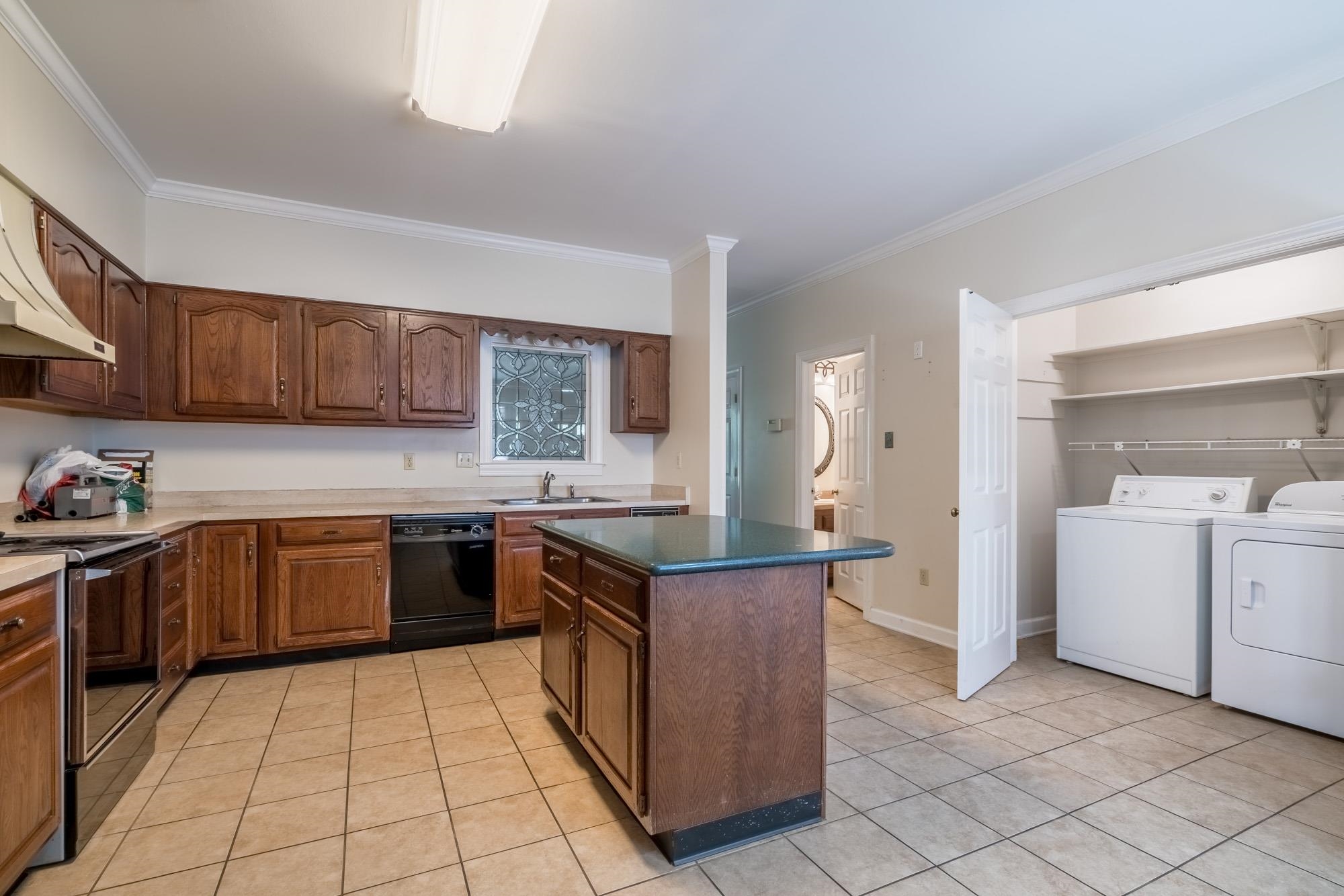 1647 Kimbrough Road, Unit 3 Germantown, TN 38138 - Photo 11 of 25 Gallery Image 11
