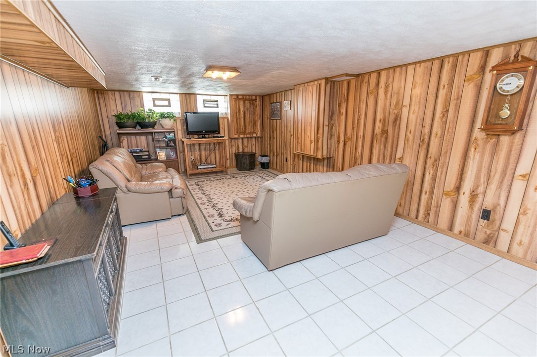 4851 Ridge Road Cleveland, OH 44144 - Photo 23 of 35 Gallery Image 23