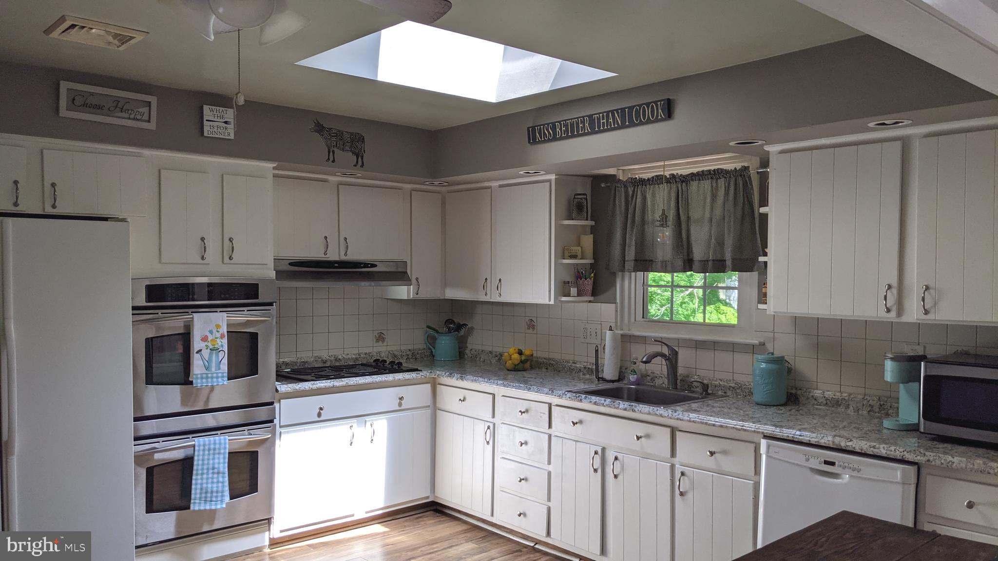 406 Hillside Road Ridley Park, PA 19078 - Photo 14 of 47
