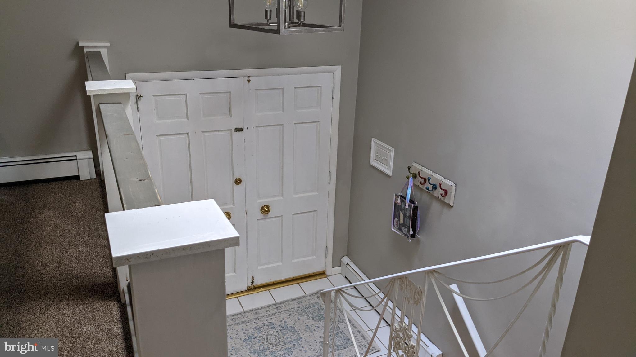 406 Hillside Road Ridley Park, PA 19078 - Photo 7 of 47