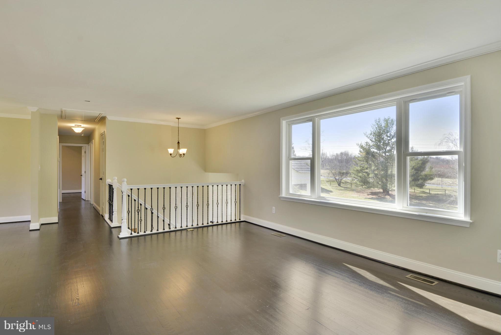 14005 Lewisdale Road Clarksburg, MD 20871 - Photo 11 of 30 Living Room