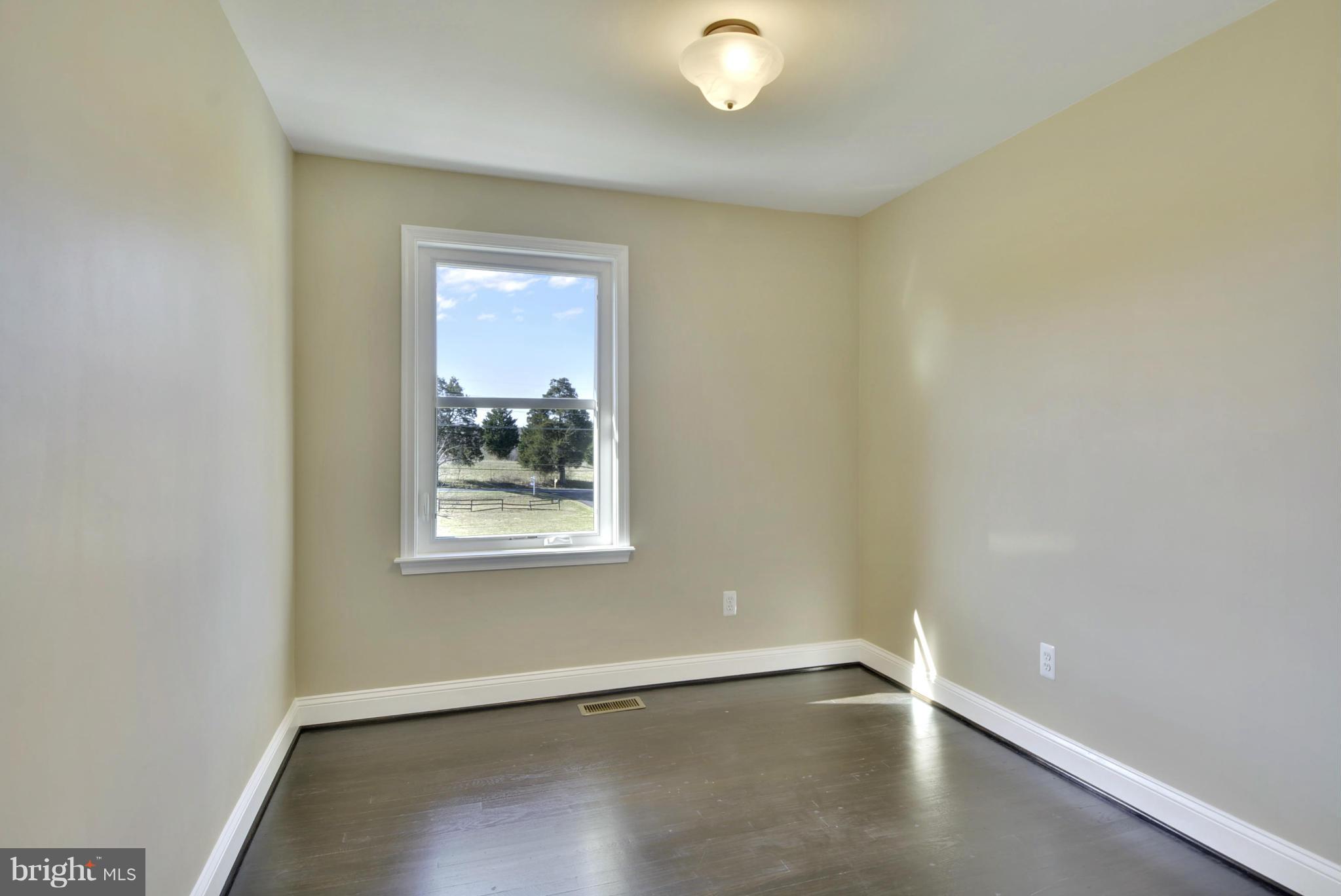 14005 Lewisdale Road Clarksburg, MD 20871 - Photo 16 of 30 Bedroom