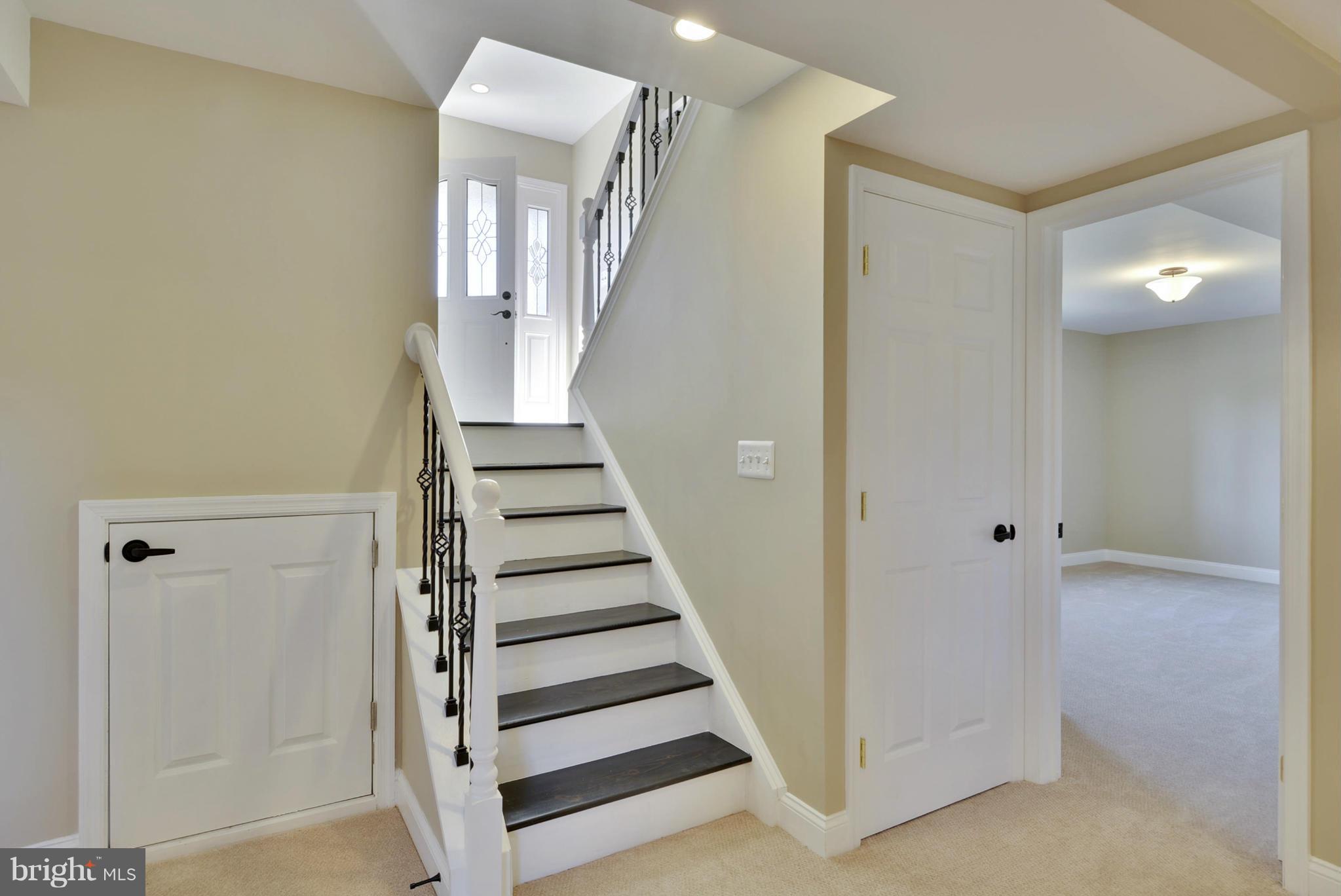 14005 Lewisdale Road Clarksburg, MD 20871 - Photo 21 of 30 Interior (General)