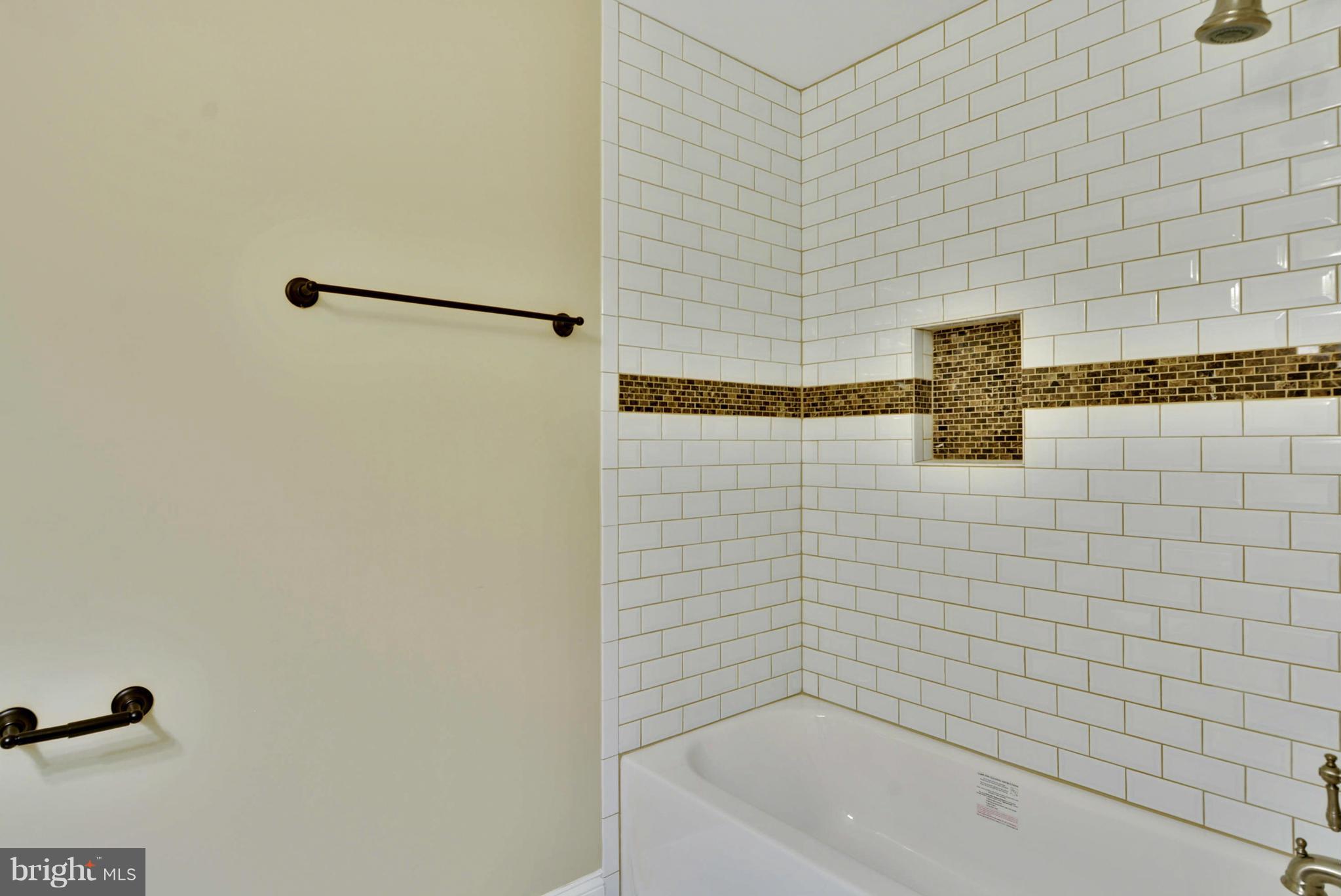 14005 Lewisdale Road Clarksburg, MD 20871 - Photo 24 of 30 Bath