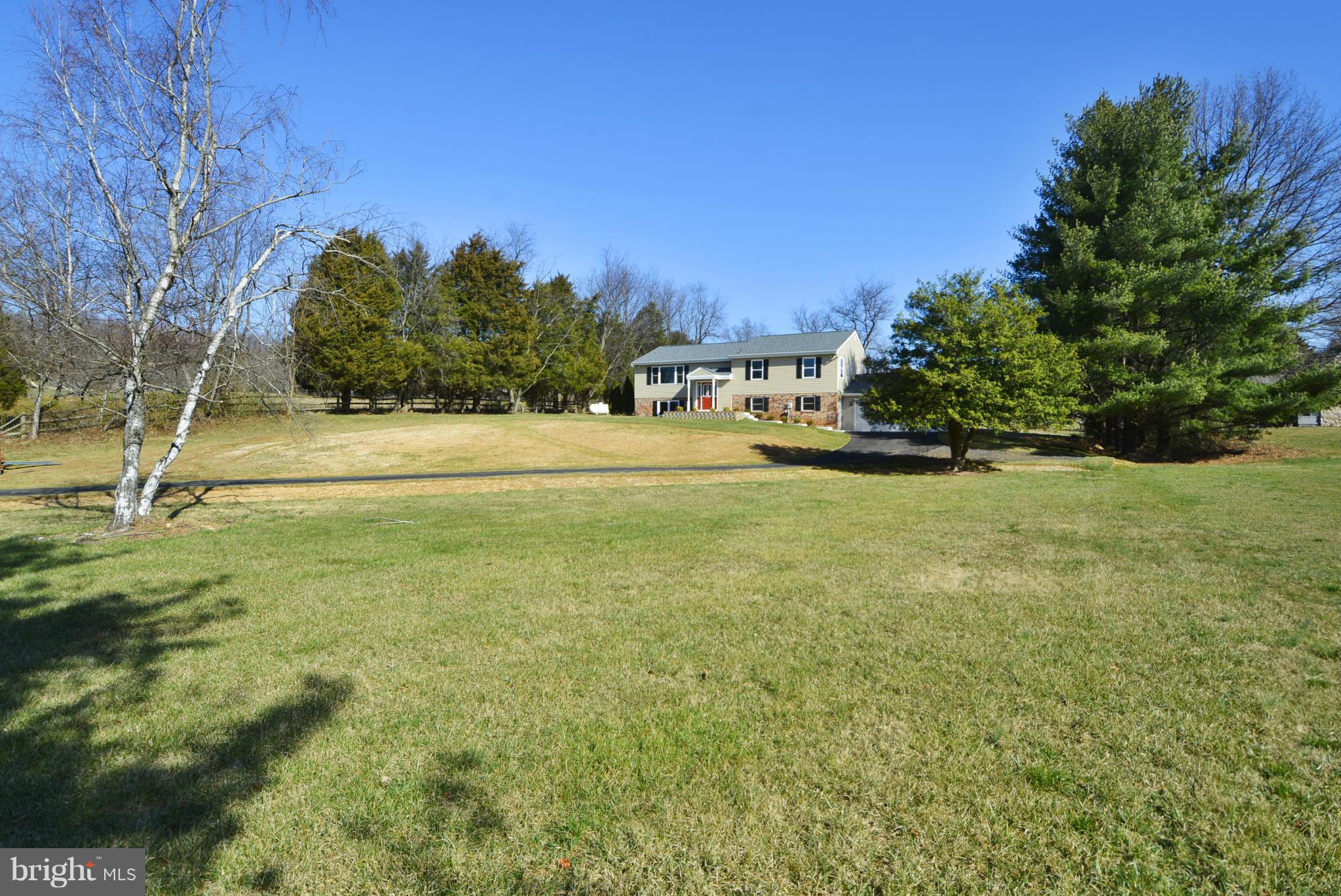 14005 Lewisdale Road Clarksburg, MD 20871 - Photo 27 of 30 Exterior (Rear)