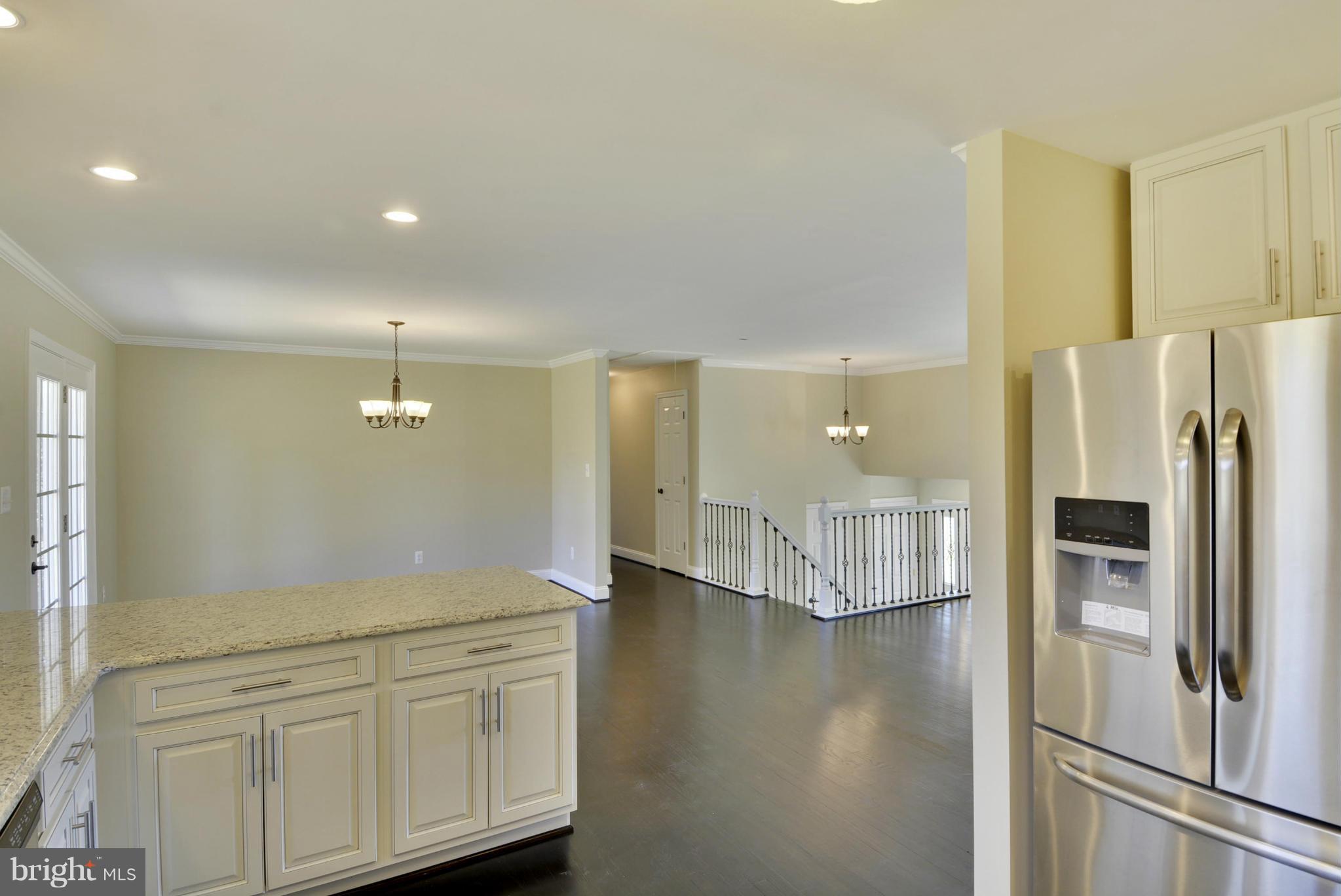 14005 Lewisdale Road Clarksburg, MD 20871 - Photo 6 of 30 Kitchen