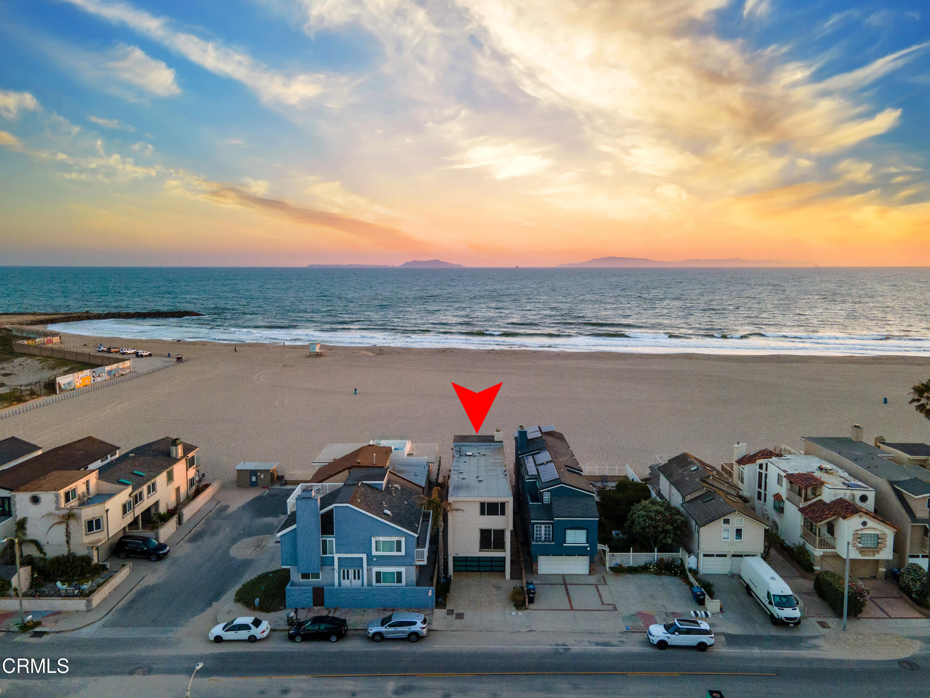 209 Ocean Drive Oxnard, CA 93035 - Photo 41 of 49 a view of a terrace with sitting space
