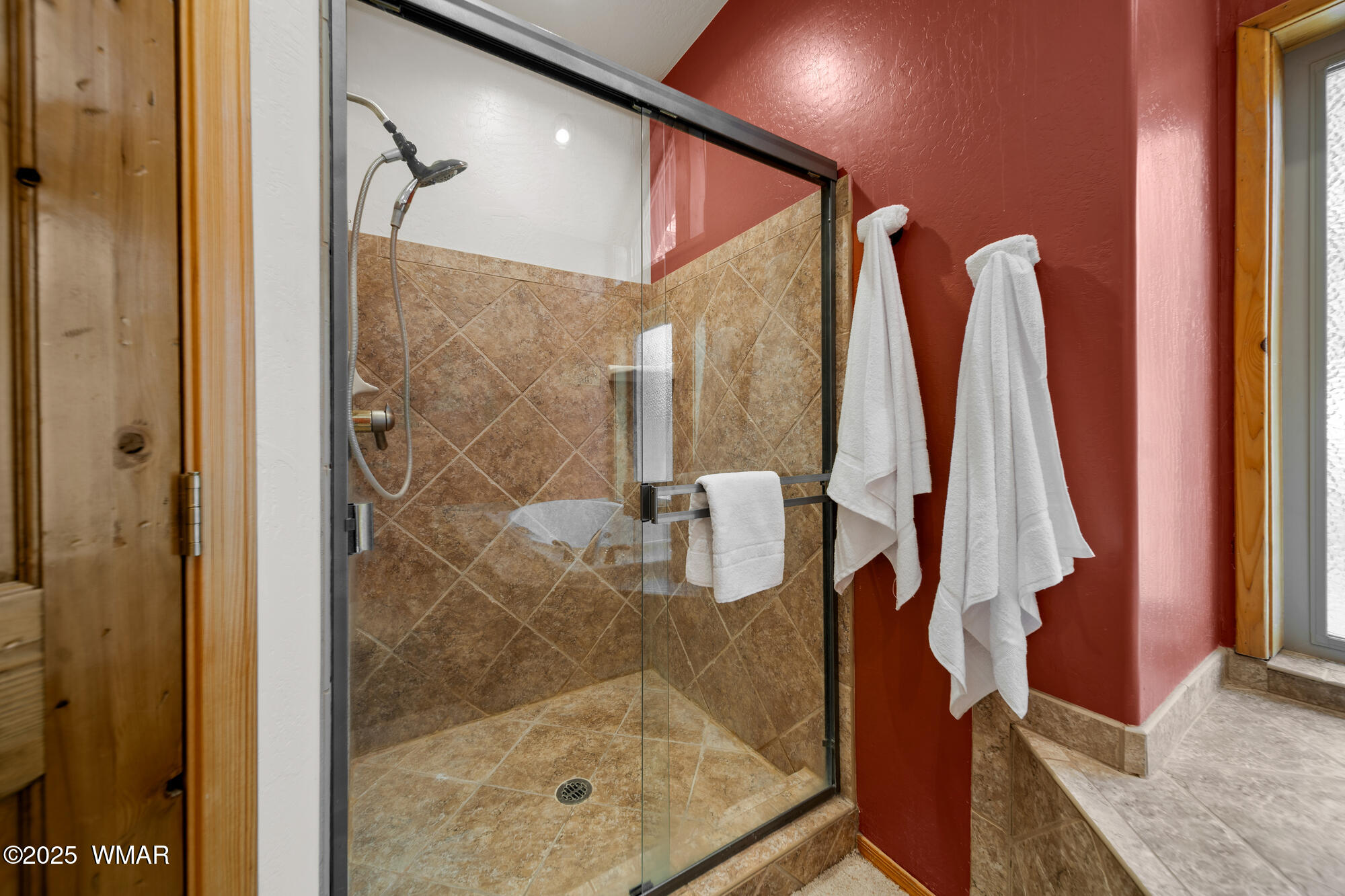 1621 Gambel Oak Road Show Low, AZ 85901 - Photo 11 of 50 Primary Shower