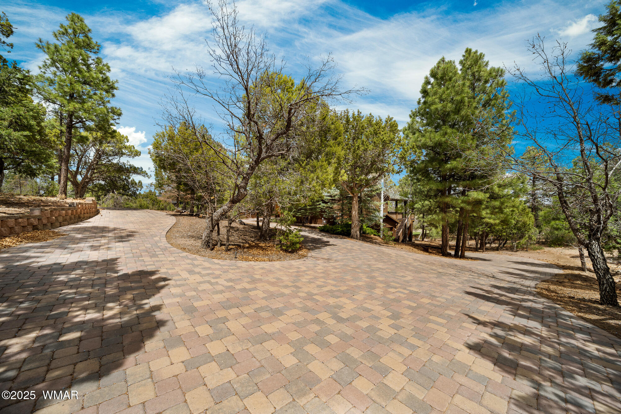 1621 Gambel Oak Road Show Low, AZ 85901 - Photo 44 of 50 Pavered Drive