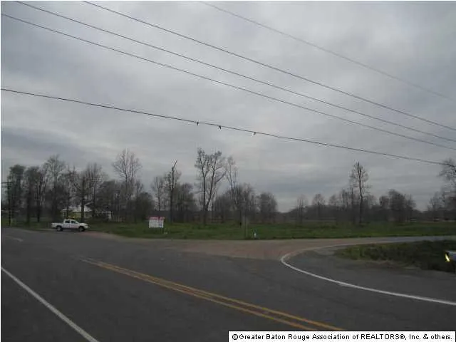 $135,000 | 11324 Rosedale Road, Port Allen, LA 70767