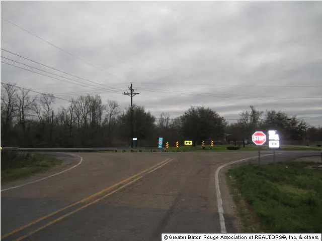 $135,000 | 11324 Rosedale Road, Port Allen, LA 70767