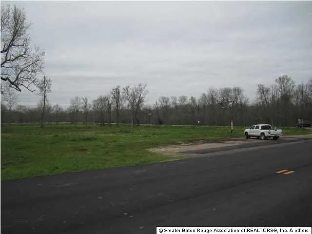 $135,000 | 11324 Rosedale Road, Port Allen, LA 70767