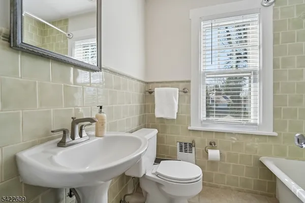 $1,200,000 | 16 Fairview Avenue, Summit, NJ 07901