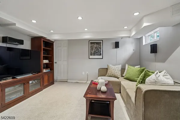 $1,200,000 | 16 Fairview Avenue, Summit, NJ 07901