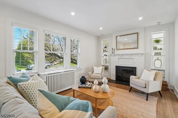 $1,200,000 | 16 Fairview Avenue, Summit, NJ 07901