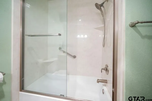 $220,000 | 17400 Patrick Street, Flint, TX 75762