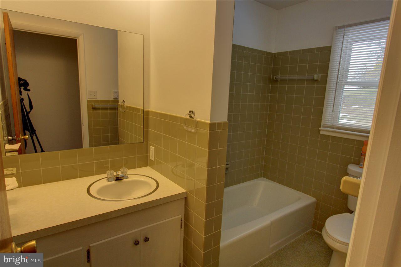 4602 Harwich Road Harrisburg, PA 17109 - Photo 11 of 25 Gallery Image 11